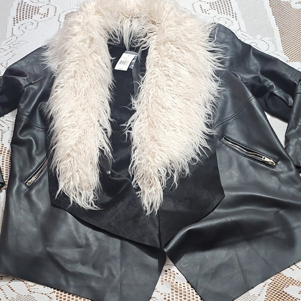NWT The Limited Black Jacket with Removable Cream Teddy Collar - Picture 6 of 13